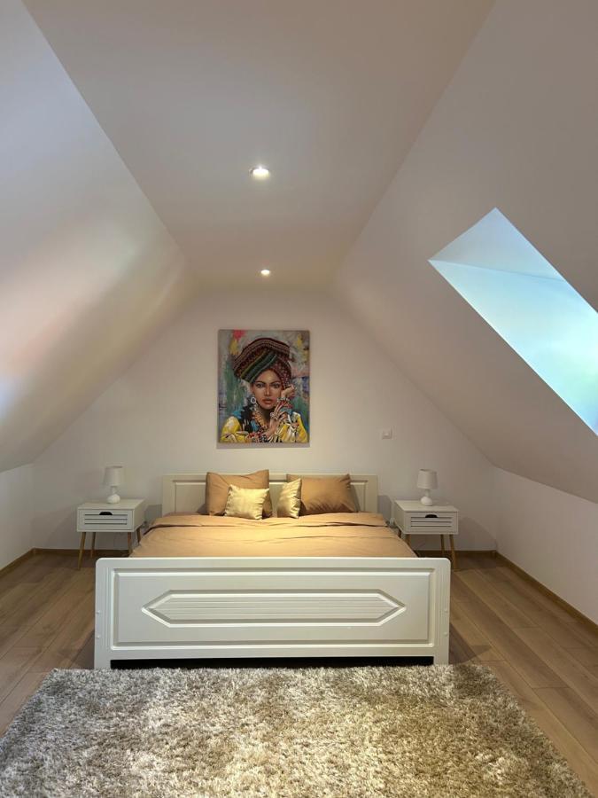 Ado Home Sibiu Luaran gambar